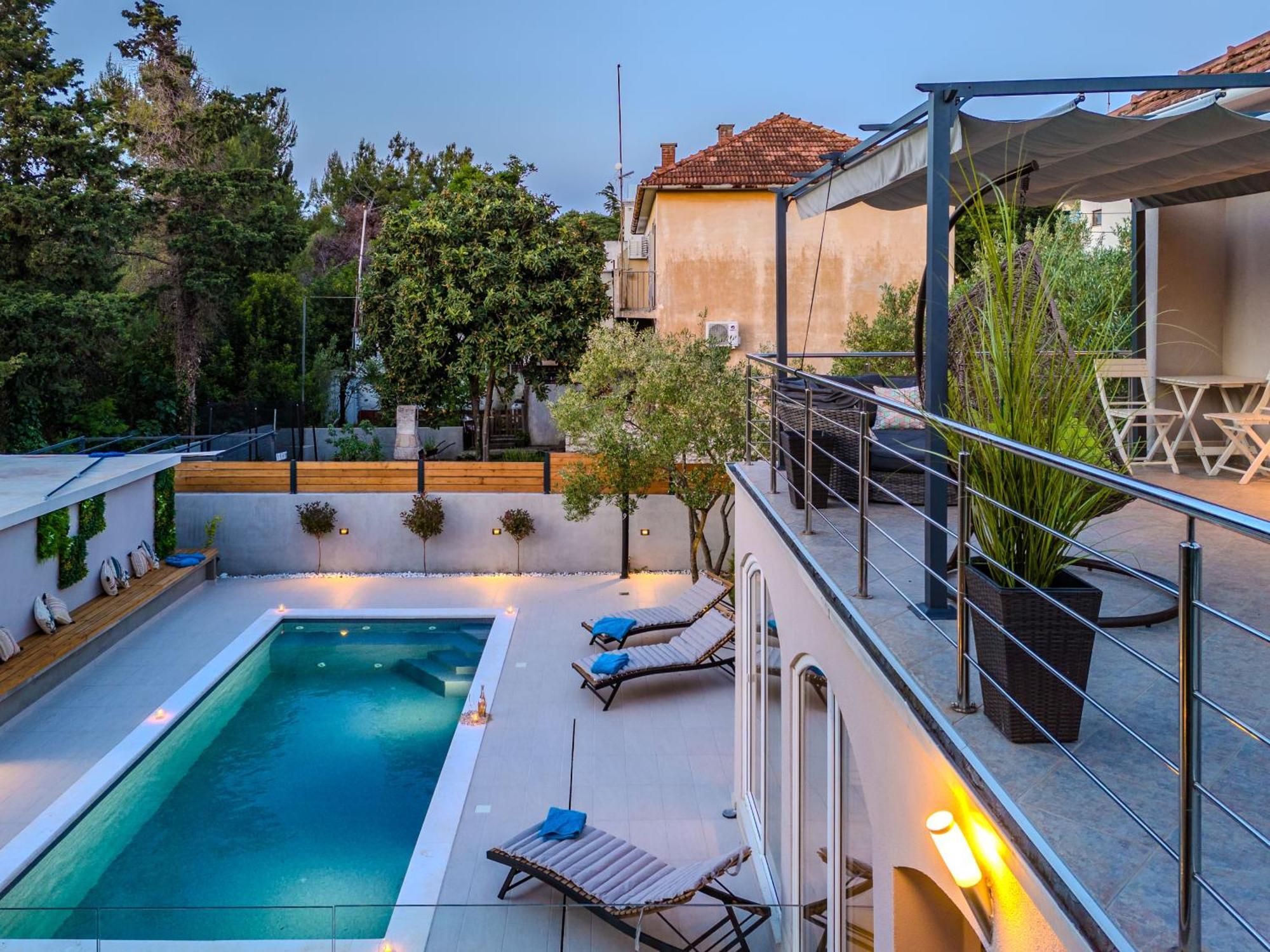 B&d For The Complete Pleasure Of Vacation !heated! Private Pool! Oasis In The Center Of Zadar, 100m From The Sea *